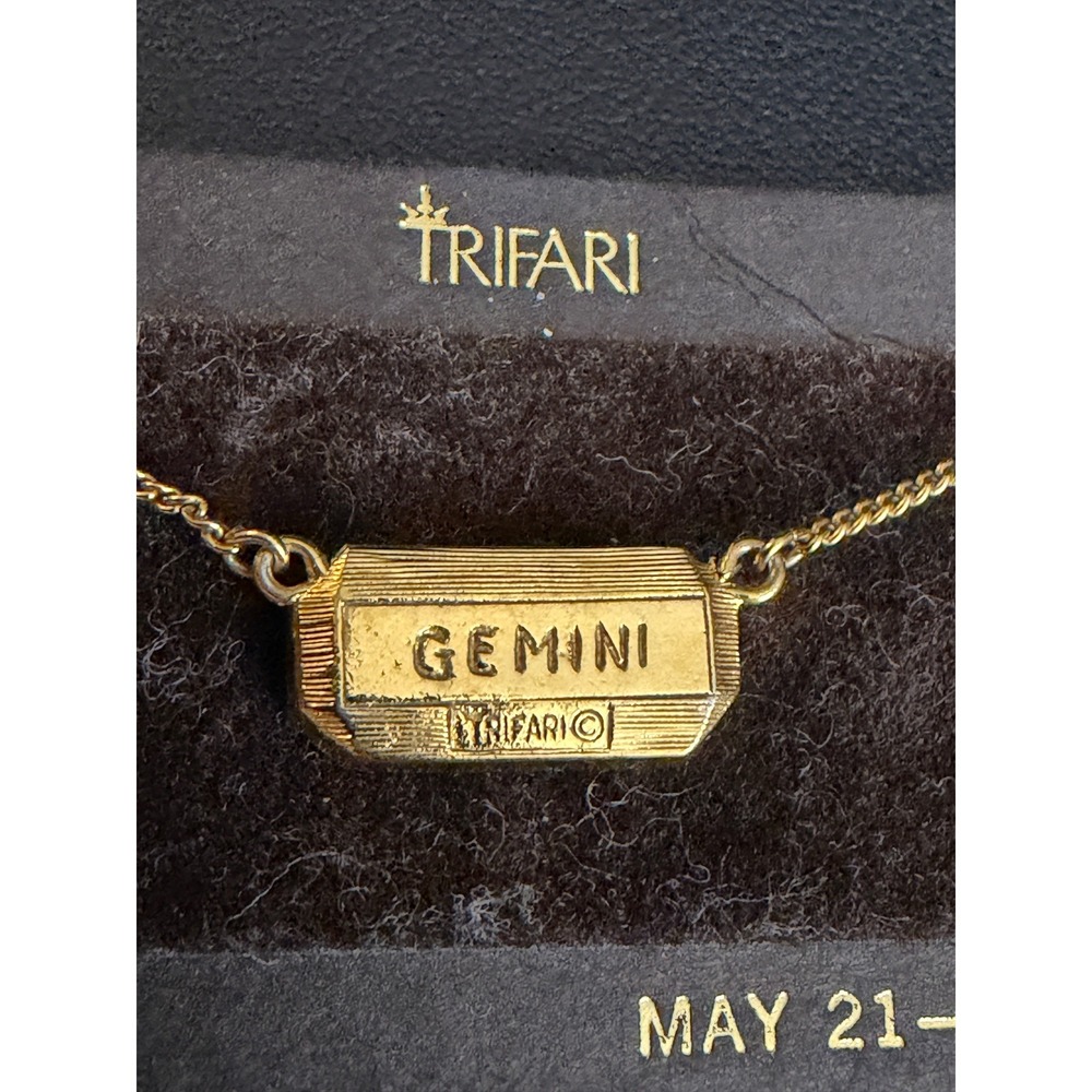 Vintage CROWN TRIFARI Gemini Necklace Zodiac Reversible Pendant Astrology